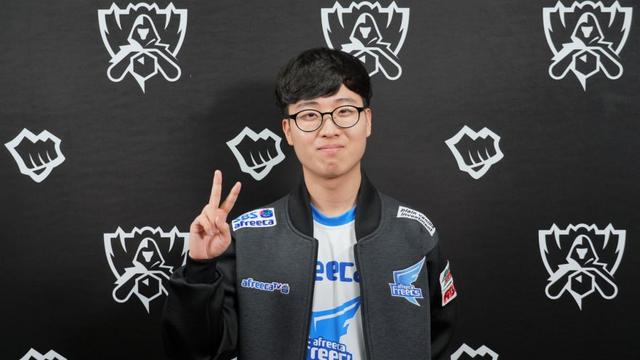 进攻给予了 进攻给予了