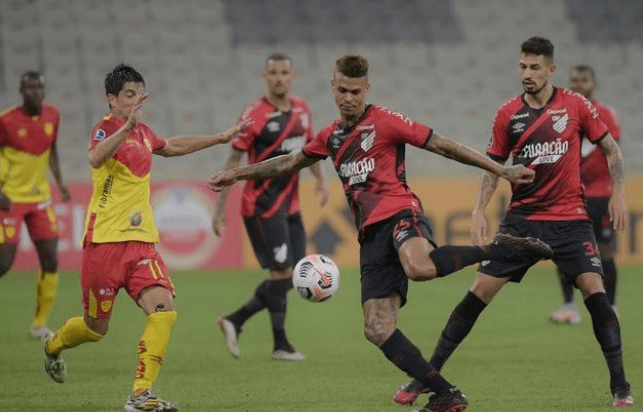 他抓住开局 他抓住开局